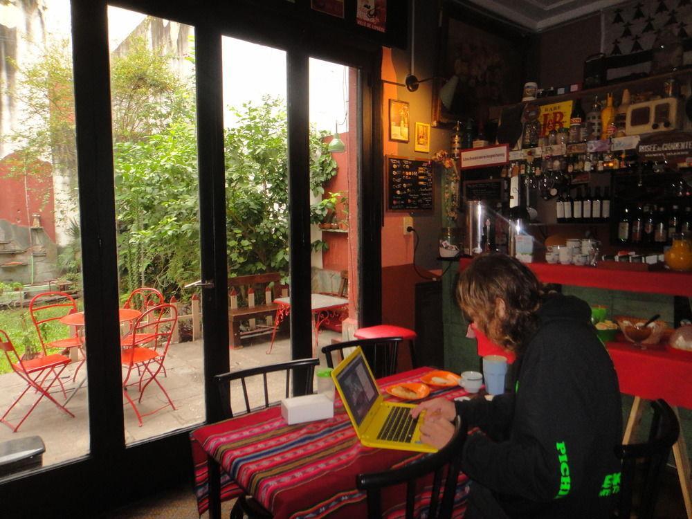 La Lechuza Hostel Rosario Exterior photo
