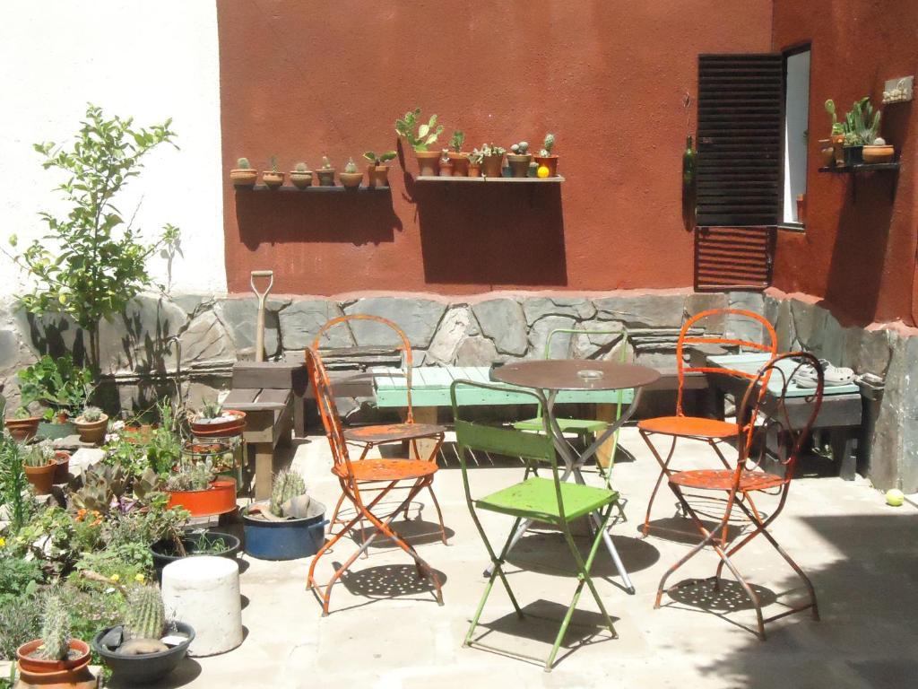 La Lechuza Hostel Rosario Exterior photo